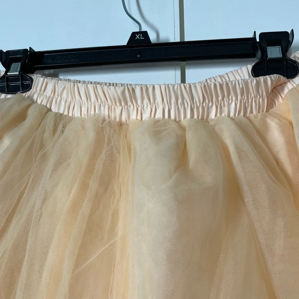 Vintage Knee-Length Lined Tulle Ballerina Skirt Champagne Peach Color - Picture 9 of 12